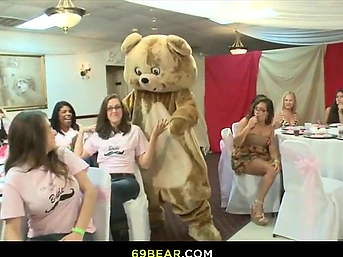 This bride and her friends gone crazy when the male stripper appears!